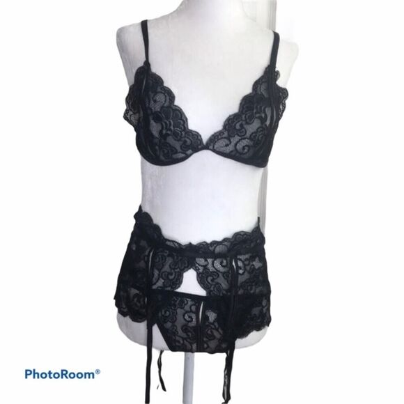 New Oh La La Cheri Bralette Suspenders Gstring Set Size L/XL - Picture 3 of 11